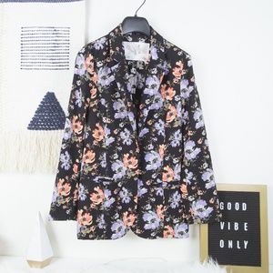 KIMCHI BLUE -  URBAN OUTFITTERS - Floral Blazer